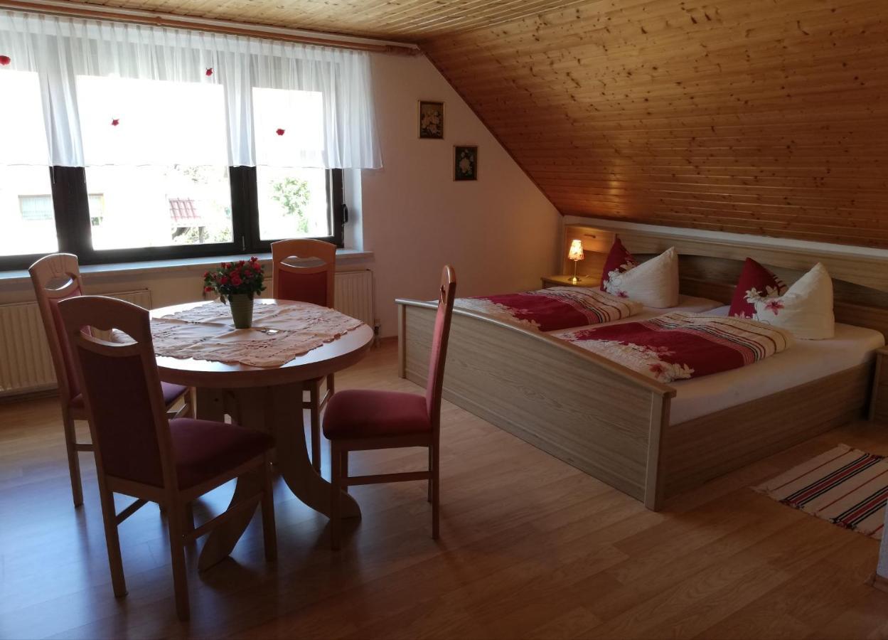 Am Waldrand Spreewald Hotel บวร์ก ภายนอก รูปภาพ