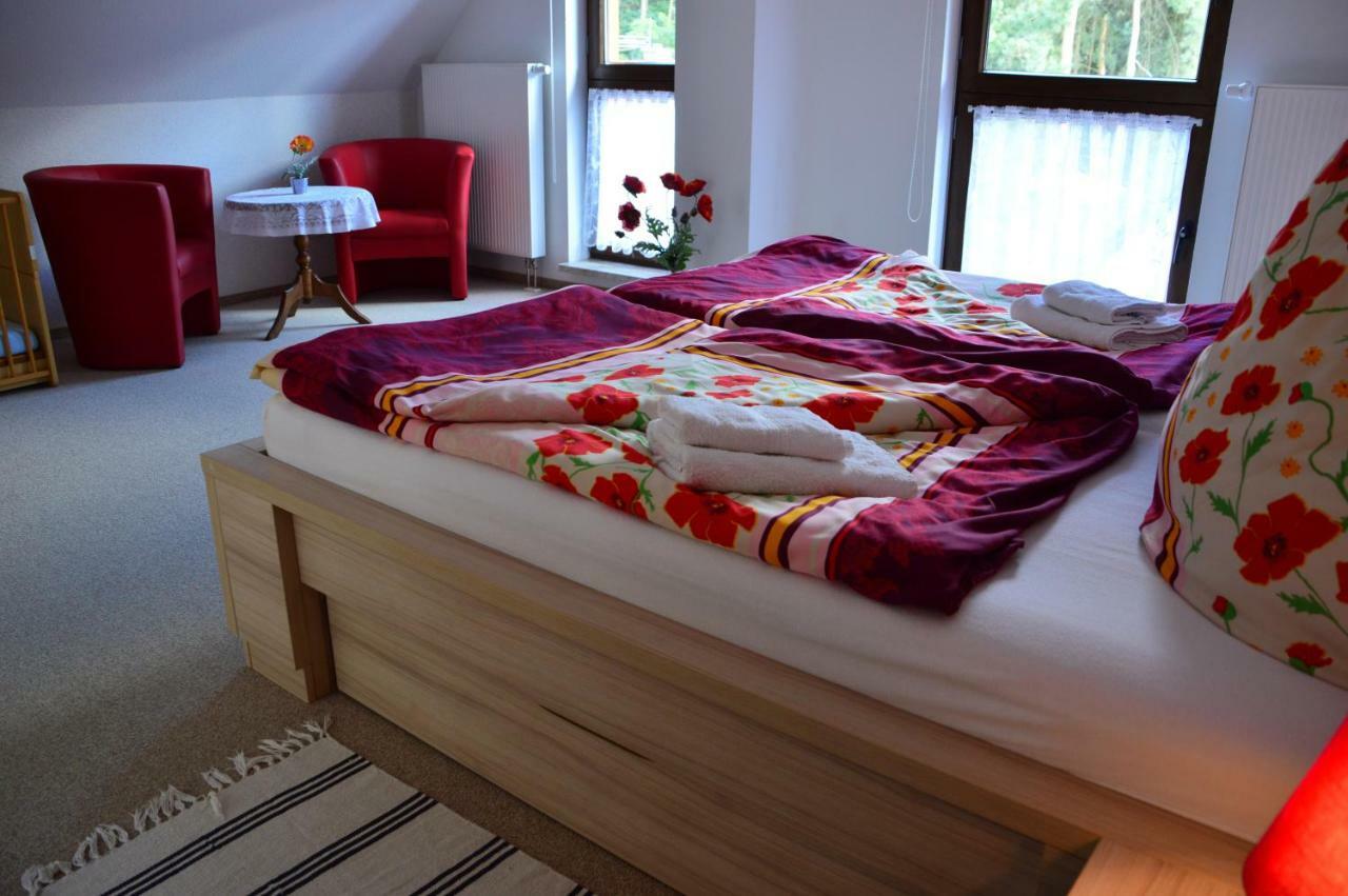 Am Waldrand Spreewald Hotel บวร์ก ภายนอก รูปภาพ